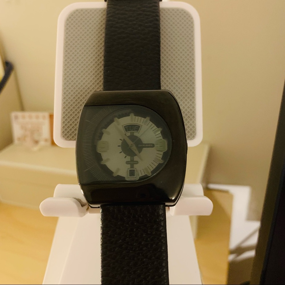 DIESEL watch DZ1133